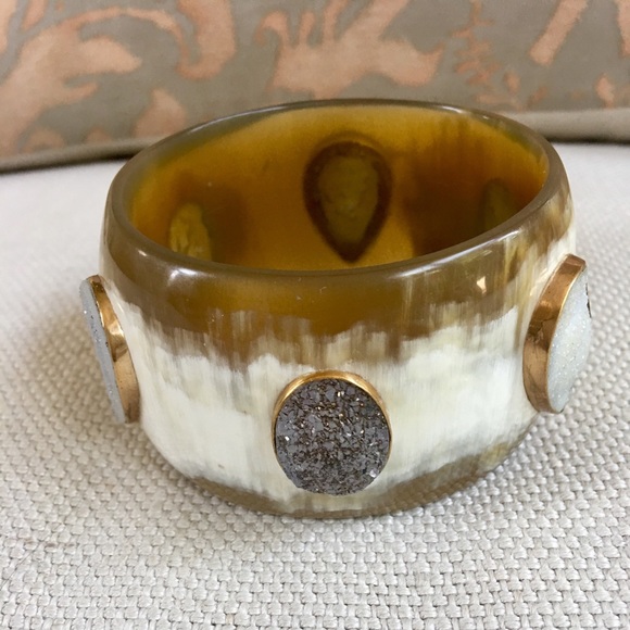 Sold ASHLEY PITTMAN Horn & Druzy Jua Bangle - Picture 4 of 5